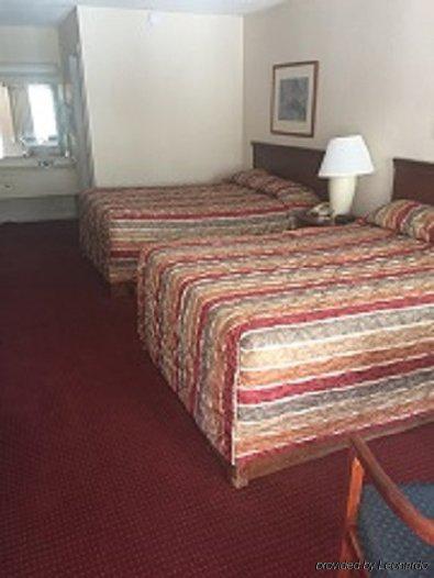Econo Lodge Brunswick I-95 Ngoại thất bức ảnh